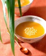 汤汤水水预防风湿性关节炎