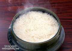 米饭的热量：白米饭是垃圾食品？