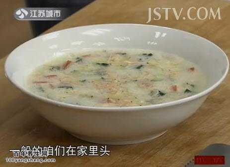 蔬菜鸡蛋羹